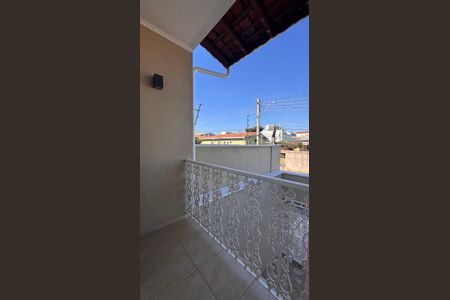 Casa à venda com 200m², 3 quartos e 3 vagasvaranda do Quarto