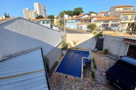 Casa à venda com 235m², 6 quartos e 4 vagas Casa à venda com 235m², 6 quartos e 4 vagasVista do Quarto 1