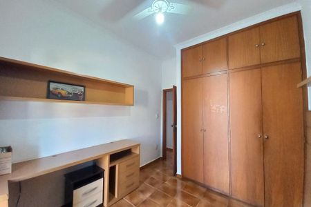 Casa à venda com 235m², 6 quartos e 4 vagas Casa à venda com 235m², 6 quartos e 4 vagasQuarto 2