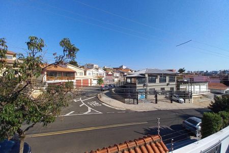 Casa à venda com 235m², 6 quartos e 4 vagas Casa à venda com 235m², 6 quartos e 4 vagasVista da Suíte 4