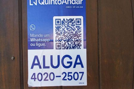 Casa à venda com 235m², 6 quartos e 4 vagas Casa à venda com 235m², 6 quartos e 4 vagasPlaca Instalada