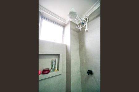 Apartamento à venda com 53m², 2 quartos e 1 vagaChuveiro