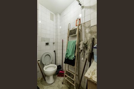 Apartamento para alugar com 130m², 3 quartos e 1 vaga Apartamento para alugar com 130m², 3 quartos e 1 vagaBanheiro de serviço