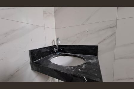 Apartamento à venda com 65m², 2 quartos e 1 vaga Apartamento à venda com 65m², 2 quartos e 1 vagaBanheiro da Suíte 1