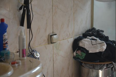 Casa à venda com 350m², 5 quartos e 4 vagasBanheiro da Suíte 2