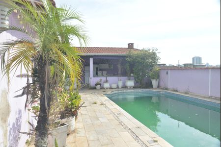 Casa à venda com 350m², 5 quartos e 4 vagasPiscina