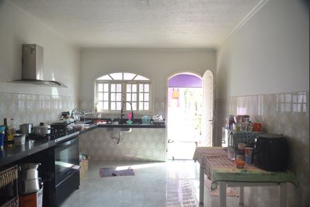 Casa à venda com 350m², 5 quartos e 4 vagasCozinha