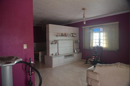 Casa à venda com 350m², 5 quartos e 4 vagasSuíte 2