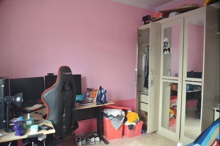 Casa à venda com 350m², 5 quartos e 4 vagasQuarto 1