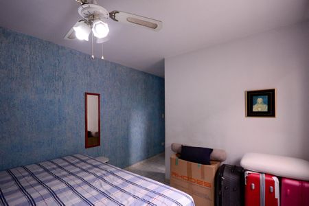Casa à venda com 137m², 3 quartos e 2 vagas Casa à venda com 137m², 3 quartos e 2 vagasEdicula - Quarto Suite