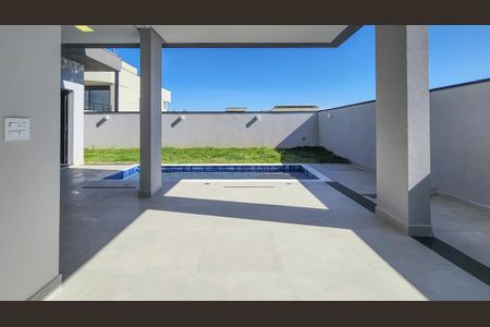 Casa à venda com 285m², 3 quartos e 1 vaga Casa à venda com 285m², 3 quartos e 1 vagaÁrea Externa