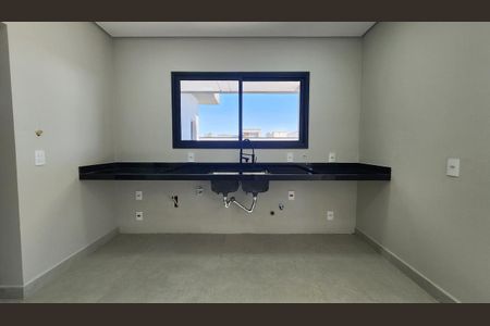 Casa à venda com 285m², 3 quartos e 1 vaga Casa à venda com 285m², 3 quartos e 1 vagaCozinha