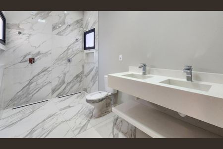 Casa à venda com 285m², 3 quartos e 1 vaga Casa à venda com 285m², 3 quartos e 1 vagaBanheiro da Suíte 1