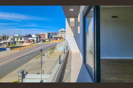 Casa à venda com 285m², 3 quartos e 1 vaga Casa à venda com 285m², 3 quartos e 1 vagaSacada das suítes