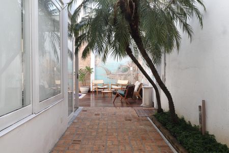 Casa à venda com 184m², 3 quartos e 4 vagasPiscina