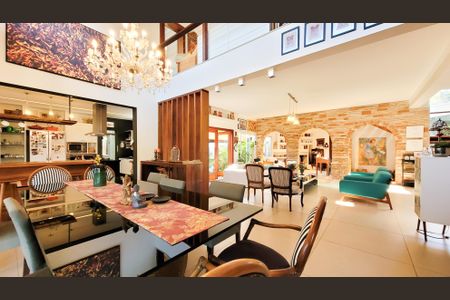 Casa de condomínio à venda com 680m², 4 quartos e 4 vagasSala de Jantar