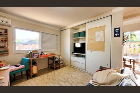 Casa de condomínio à venda com 680m², 4 quartos e 4 vagasSuíte 1