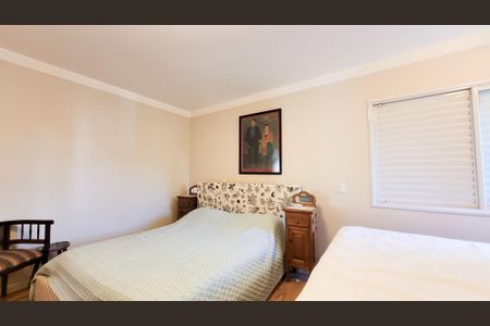 Casa de condomínio à venda com 680m², 4 quartos e 4 vagasSuíte 2