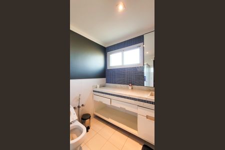 Casa de condomínio à venda com 680m², 4 quartos e 4 vagasBanheiro da Suíte 3