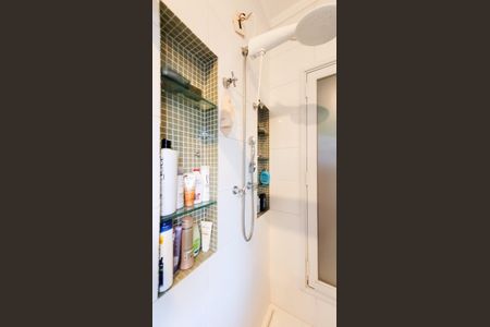 Casa de condomínio à venda com 680m², 4 quartos e 4 vagasBanheiro da Suíte master