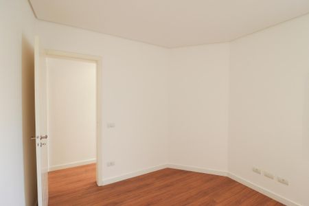 Casa à venda com 150m², 3 quartos e 2 vagas Casa à venda com 150m², 3 quartos e 2 vagasQuarto