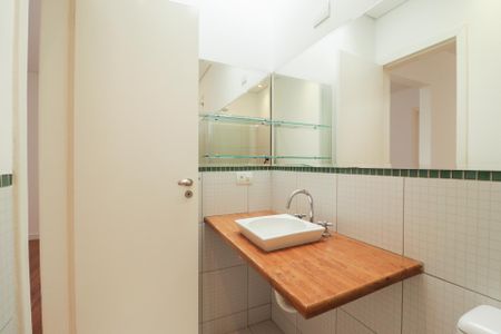 Casa à venda com 150m², 3 quartos e 2 vagas Casa à venda com 150m², 3 quartos e 2 vagasBanheiro da Suíte 3