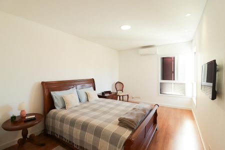 Casa à venda com 150m², 3 quartos e 2 vagas Casa à venda com 150m², 3 quartos e 2 vagasSuíte 1