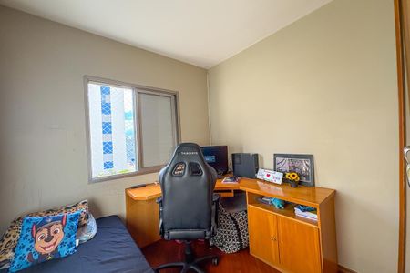 Apartamento à venda com 96m², 4 quartos e 2 vagasQuarto 2