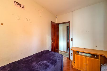 Apartamento à venda com 96m², 4 quartos e 2 vagasQuarto