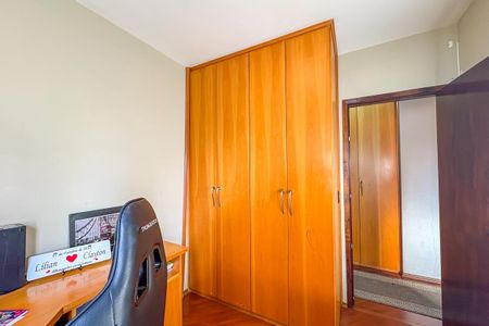 Apartamento à venda com 96m², 4 quartos e 2 vagasQuarto 2