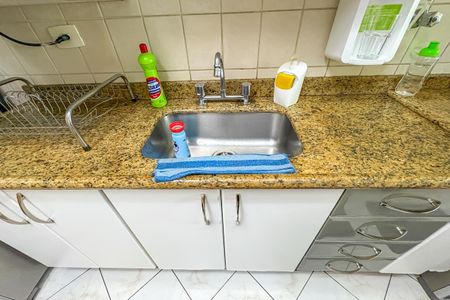 Apartamento à venda com 96m², 4 quartos e 2 vagasCozinha