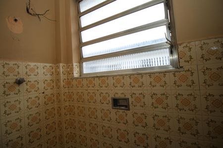 Apartamento à venda com 71m², 3 quartos e sem vagaBanheiro