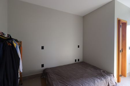 Apartamento à venda com 105m², 2 quartos e 1 vagaSuíte