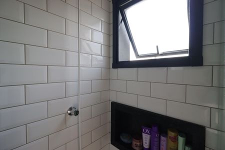 Apartamento à venda com 105m², 2 quartos e 1 vagaBanheiro da Suíte - Box