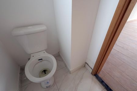 Apartamento à venda com 94m², 2 quartos e 1 vaga Apartamento à venda com 94m², 2 quartos e 1 vagaCobertura - Banheiro