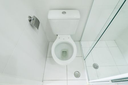 Apartamento à venda com 75m², 2 quartos e 1 vaga Apartamento à venda com 75m², 2 quartos e 1 vagaBanheiro Social