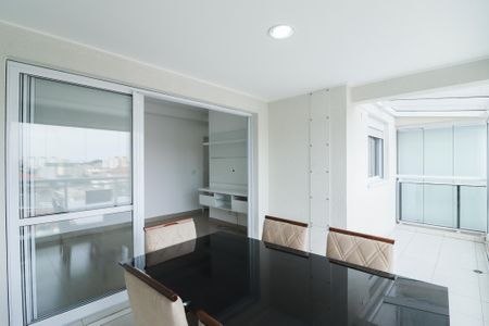 Apartamento à venda com 75m², 2 quartos e 1 vaga Apartamento à venda com 75m², 2 quartos e 1 vagaVaranda Gourmet