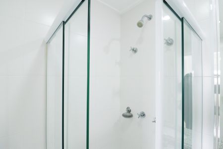 Apartamento à venda com 75m², 2 quartos e 1 vaga Apartamento à venda com 75m², 2 quartos e 1 vagaBanheiro Social