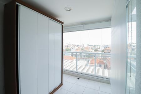 Apartamento à venda com 75m², 2 quartos e 1 vaga Apartamento à venda com 75m², 2 quartos e 1 vagaVaranda da Suíte