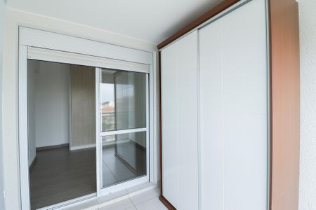 Apartamento à venda com 75m², 2 quartos e 1 vaga Apartamento à venda com 75m², 2 quartos e 1 vagaVaranda da Suíte