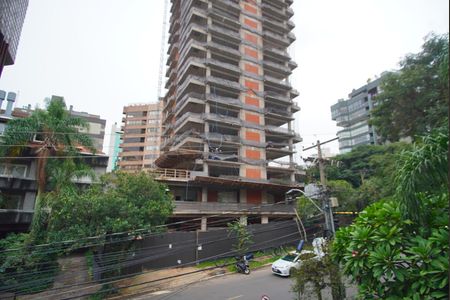 Apartamento à venda com 110m², 2 quartos e 2 vagasQuarto 1 Vista