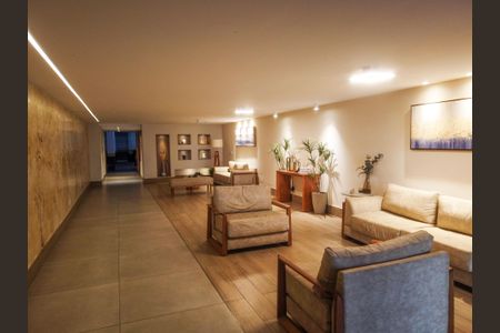 Apartamento à venda com 94m², 2 quartos e 1 vaga Apartamento à venda com 94m², 2 quartos e 1 vagaHall da Portaria