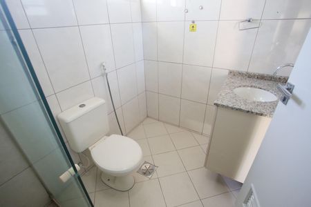 Apartamento à venda com 94m², 2 quartos e 1 vaga Apartamento à venda com 94m², 2 quartos e 1 vagaBanheiro da Suíte