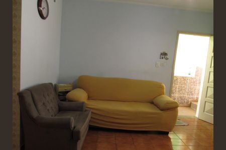 Casa à venda com 189m², 2 quartos e 2 vagasSala