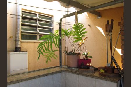 Casa à venda com 189m², 2 quartos e 2 vagasÁrea comum