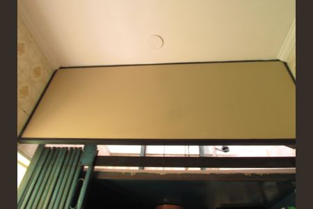 Casa à venda com 189m², 2 quartos e 2 vagasEscritório