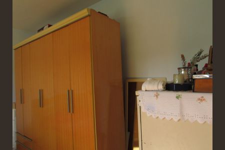 Casa à venda com 189m², 2 quartos e 2 vagasSuíte