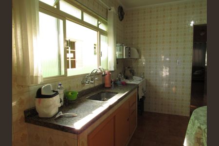 Casa à venda com 189m², 2 quartos e 2 vagasCozinha