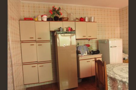 Casa à venda com 189m², 2 quartos e 2 vagasCozinha