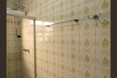 Casa à venda com 189m², 2 quartos e 2 vagasBanheiro